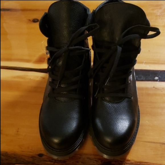 Made In 🇪🇸 spain -leather boots - Picture 2 of 4